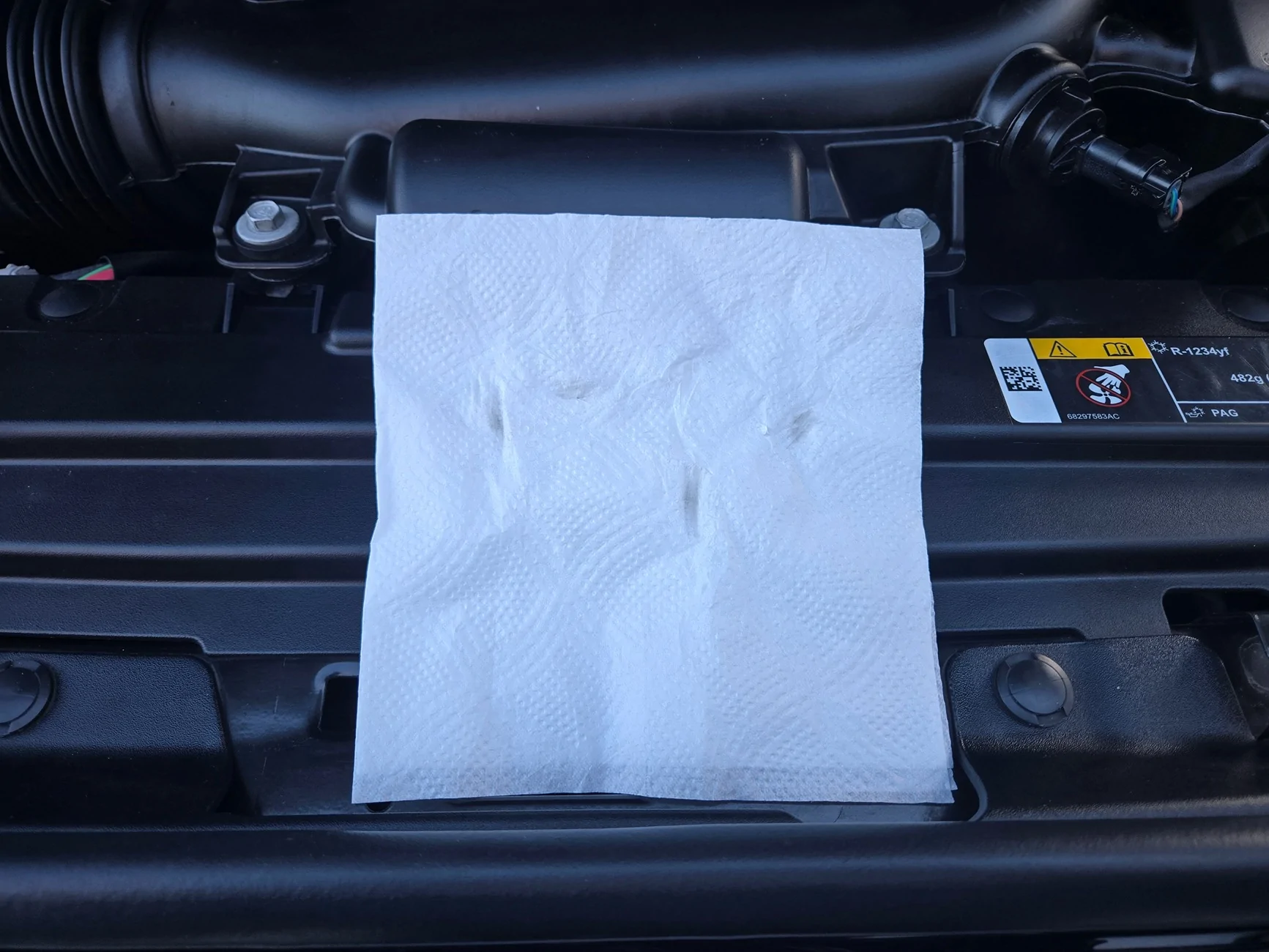 Jeep Wrangler JL Filter housing tiny weeping is normal 20251130_150250(1)