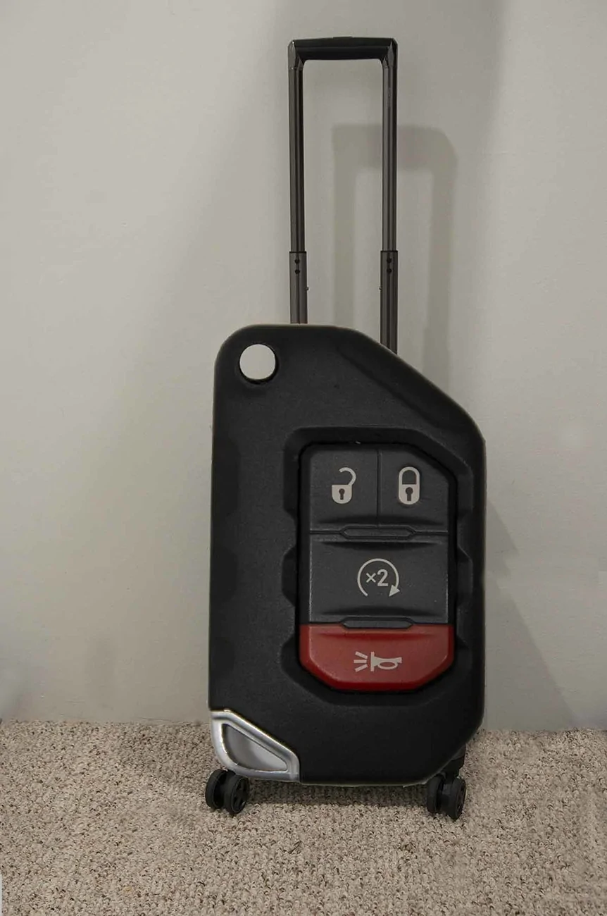 Jeep Wrangler JL FOB SIZE----Too big Travel Keyfo