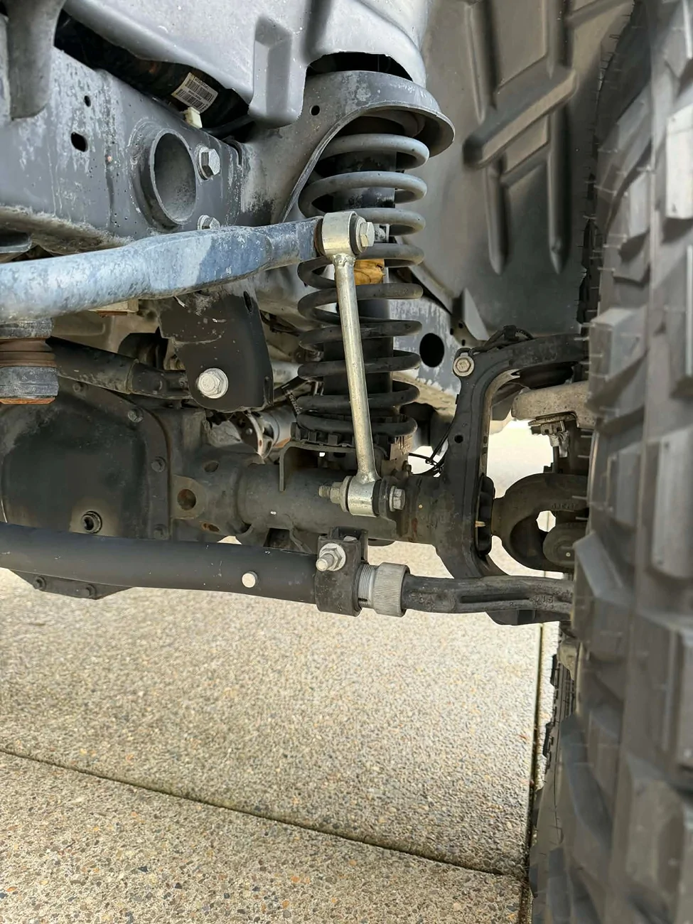 Jeep Wrangler JL Need help identyfing lift! 1764780407590-7j