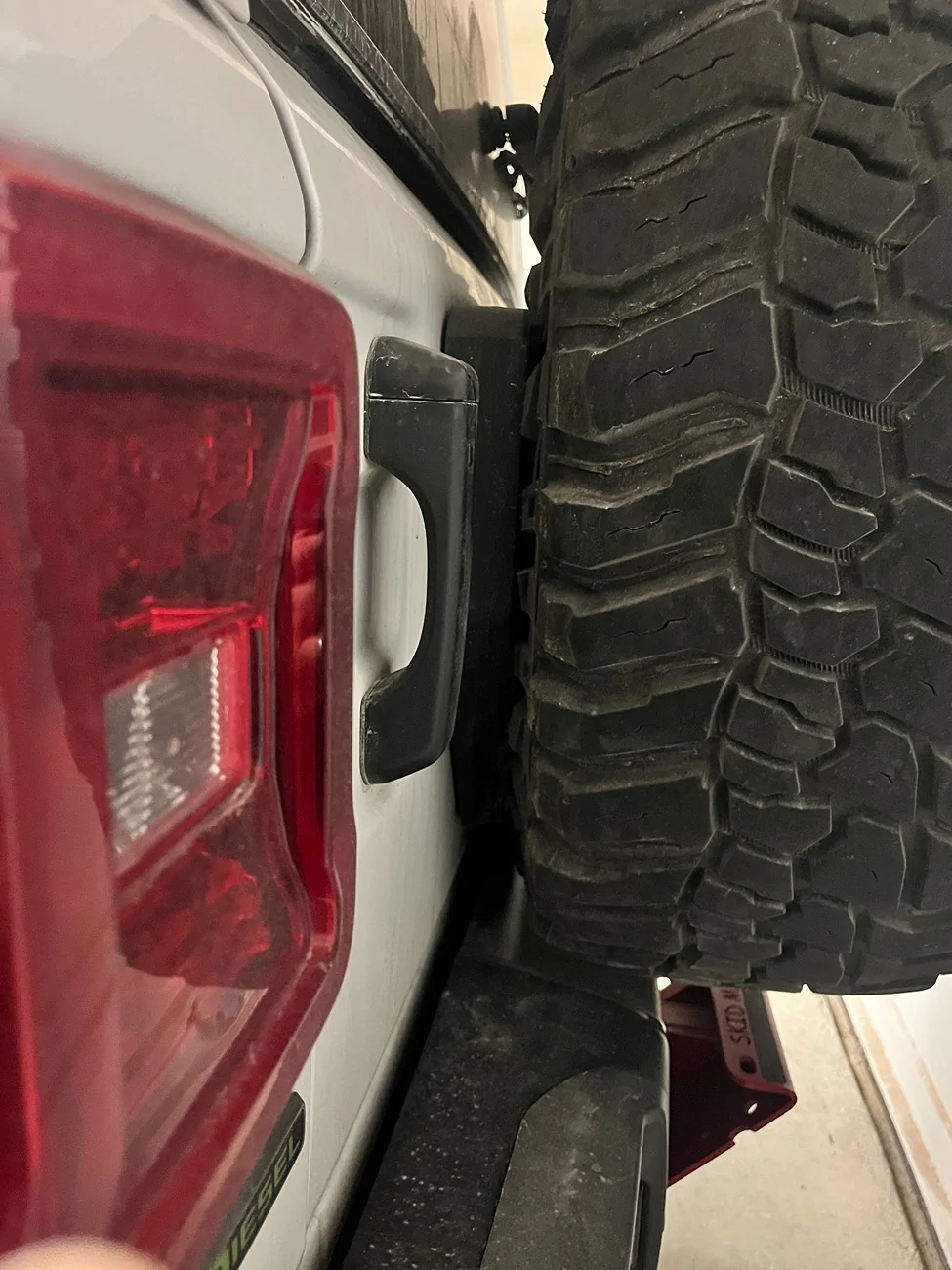 Jeep Wrangler JL Moving Teraflex Alpha carrier INWARD? IMG_4608