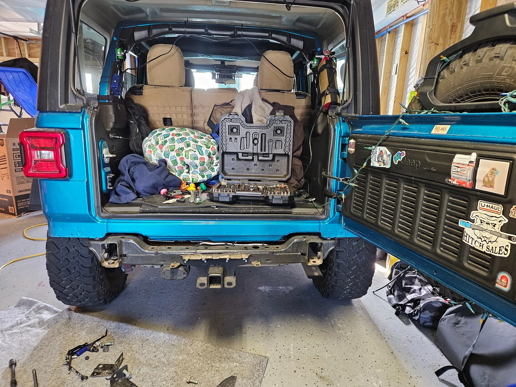 Jeep Wrangler JL Ironman 4x4 Rear Bumper installed 20251207_125237