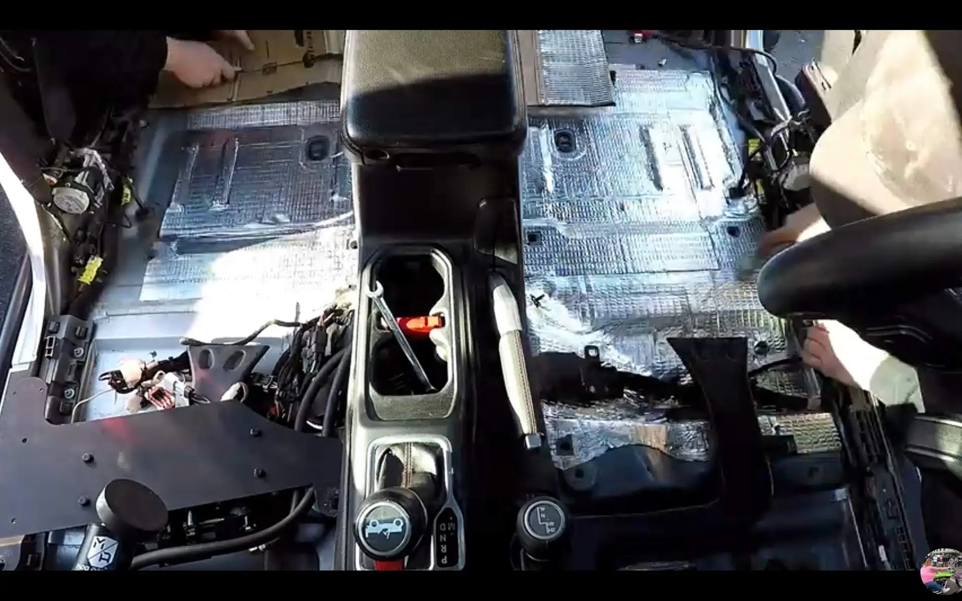Jeep Wrangler JL Reducing cabin noise 1765201337412-if
