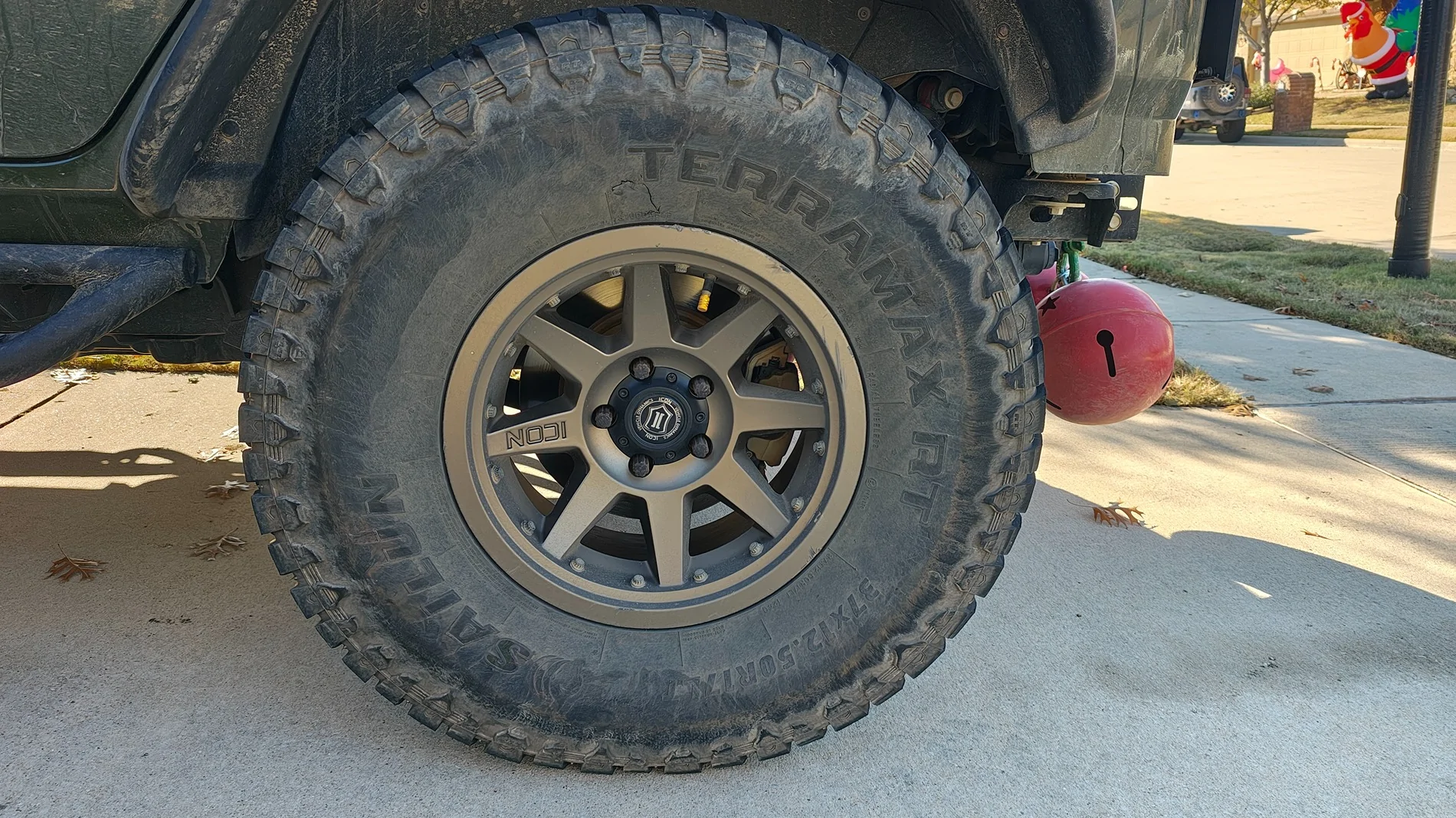 Jeep Wrangler JL Tire: Venom Power Terra Hunter 1000016282