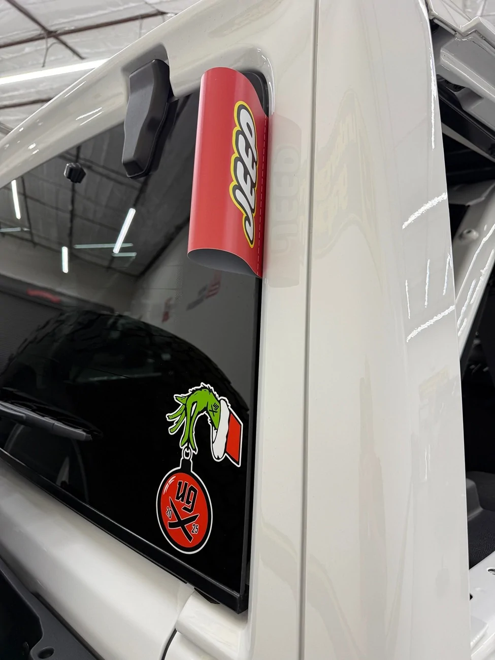 Jeep Wrangler JL Underground Graphics 392 does it's first X-mas theme Greg JL X-mas 04