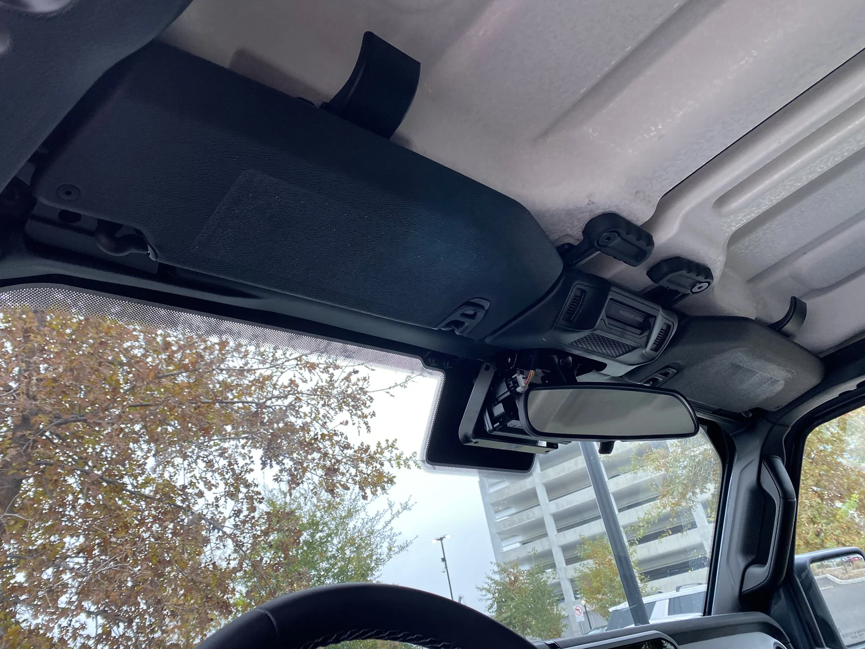 Jeep Wrangler JL Sun visor warning decal removal mod IMG_7685