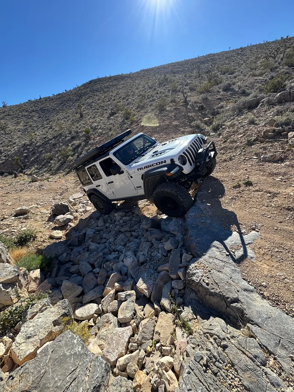 Jeep Wrangler JL Rhino Rack Backbone with universal crossbars? IMG_1272