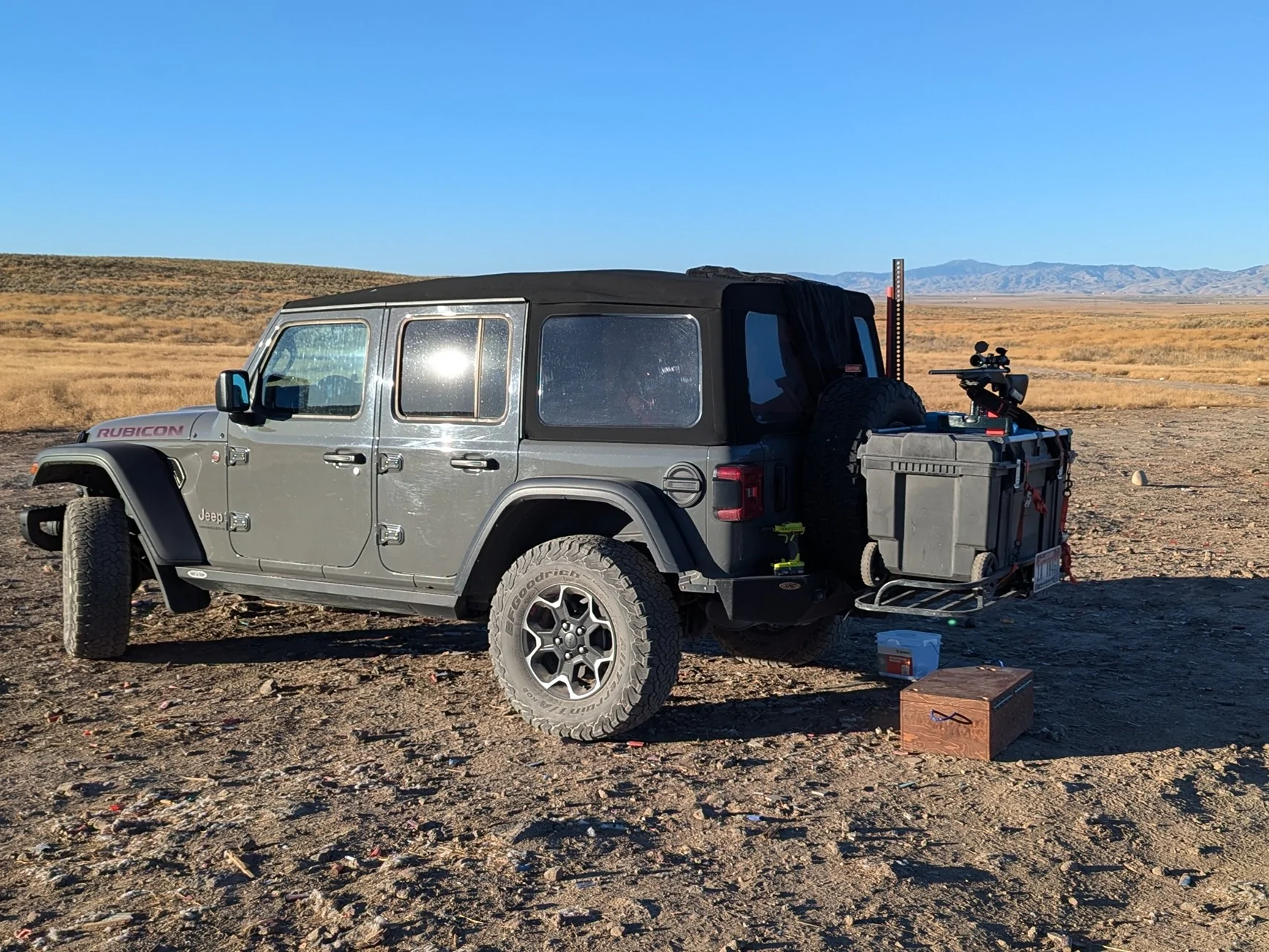 Jeep Wrangler JL Firearm and knife collectors PXL_20240925_003443670.MP