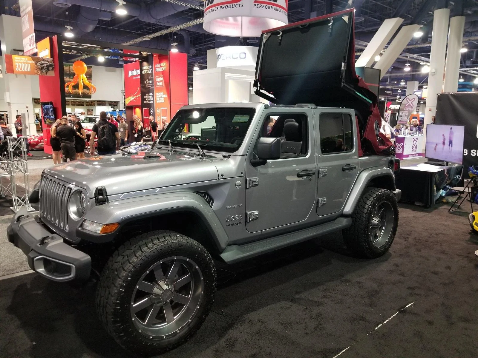 Jeep Wrangler JL SEMA photo thread. 20181030_154017