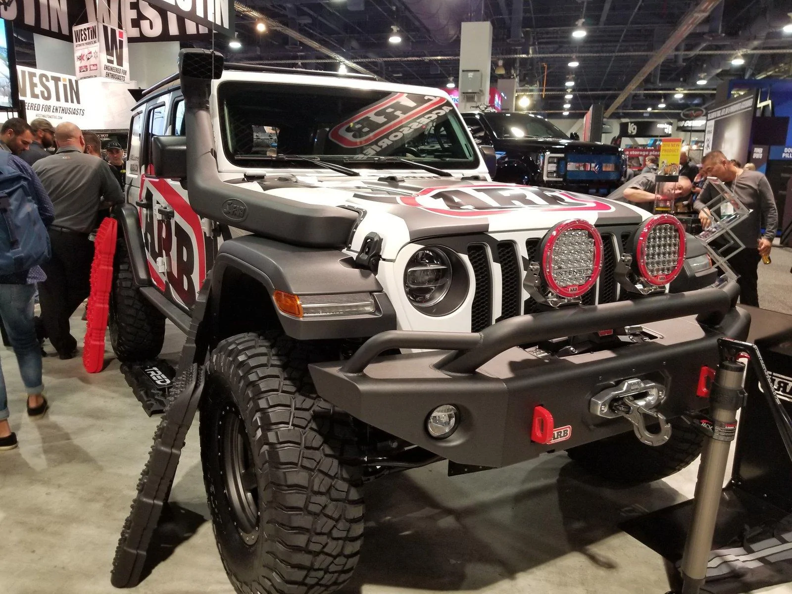 Jeep Wrangler JL SEMA photo thread. 20181030_135559