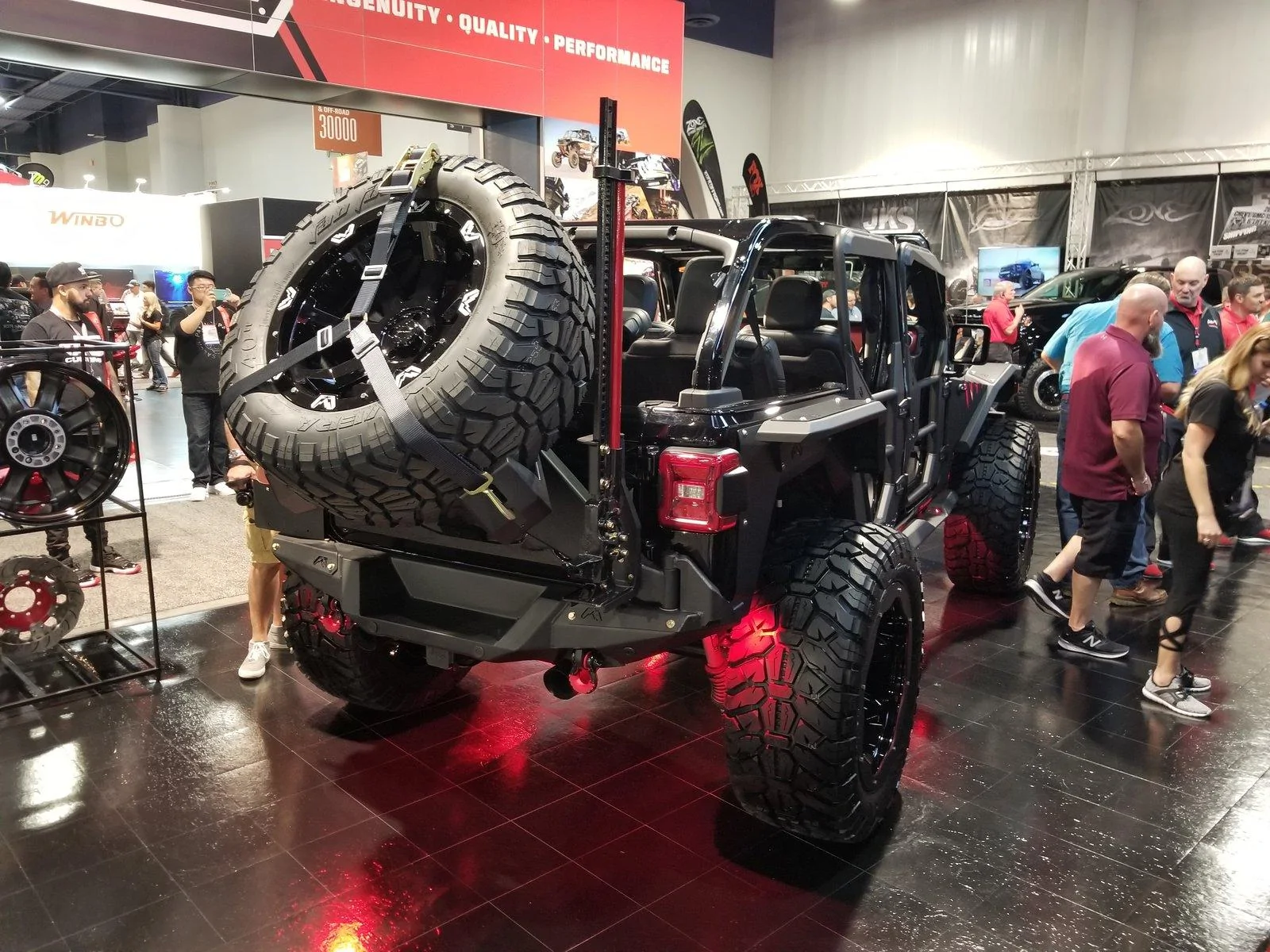 Jeep Wrangler JL SEMA photo thread. 20181030_151323