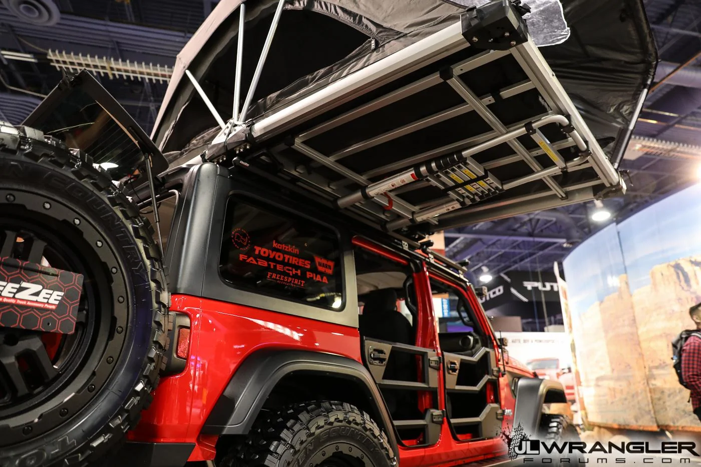 Jeep Wrangler JL Dee Zee JL Wrangler Products & Build [SEMA 2018 - JLWF Coverage] Dee-Zee-JL-Wrangler-SEMA-2018-15