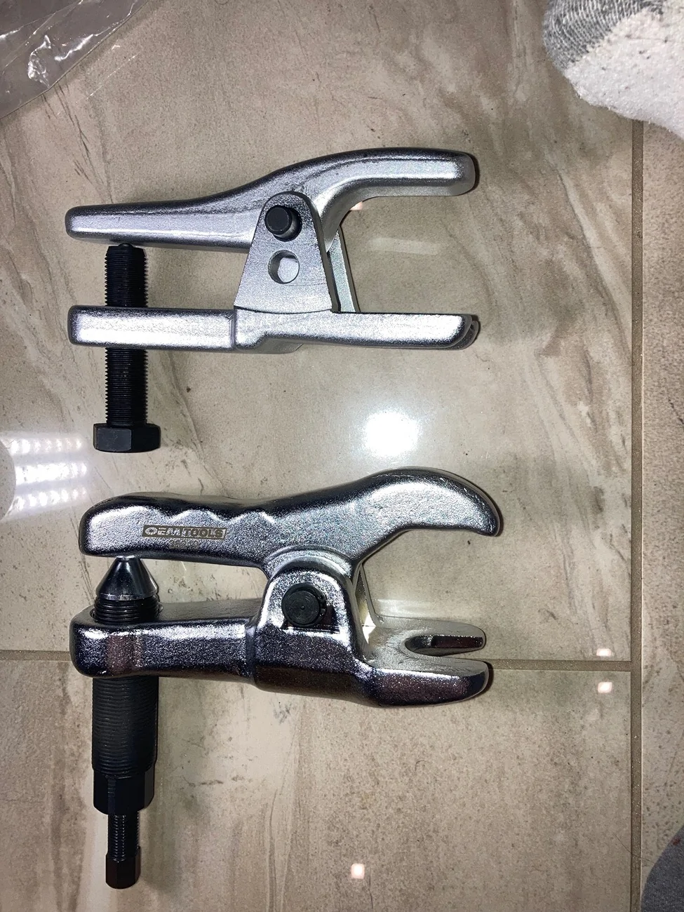 Jeep Wrangler JL Is this drag link rod end loose IMG_5572