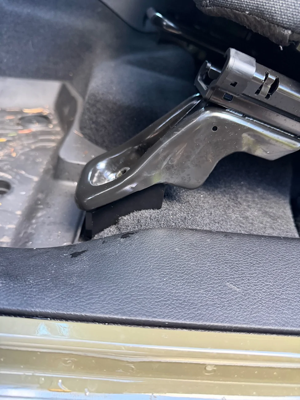 Jeep Wrangler JL DesertDoesIt Seat Slammers + Seat Jackers installed in 2025 JLU Sport S IMG_2421