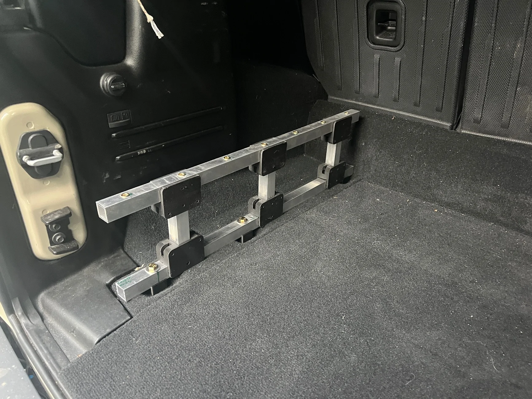 Jeep Wrangler JL Made a rear cargo storage shelf for my 4XE (DIY) IMG_5198