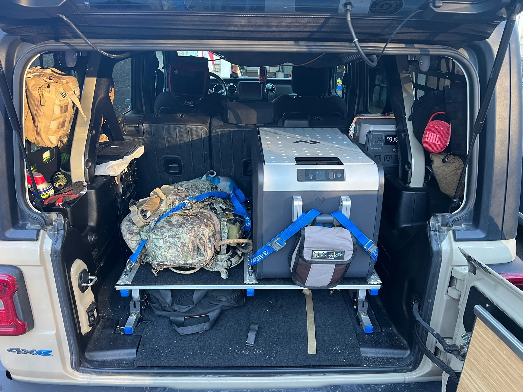 Jeep Wrangler JL Made a rear cargo storage shelf for my 4XE (DIY) IMG_5367