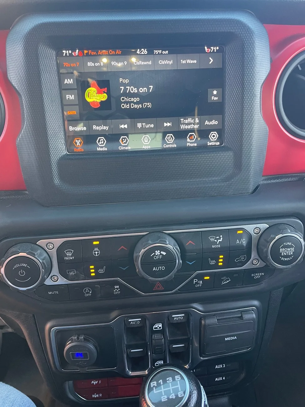 Jeep Wrangler JL Heated Steering Wheel - It can be done. IMG_9590