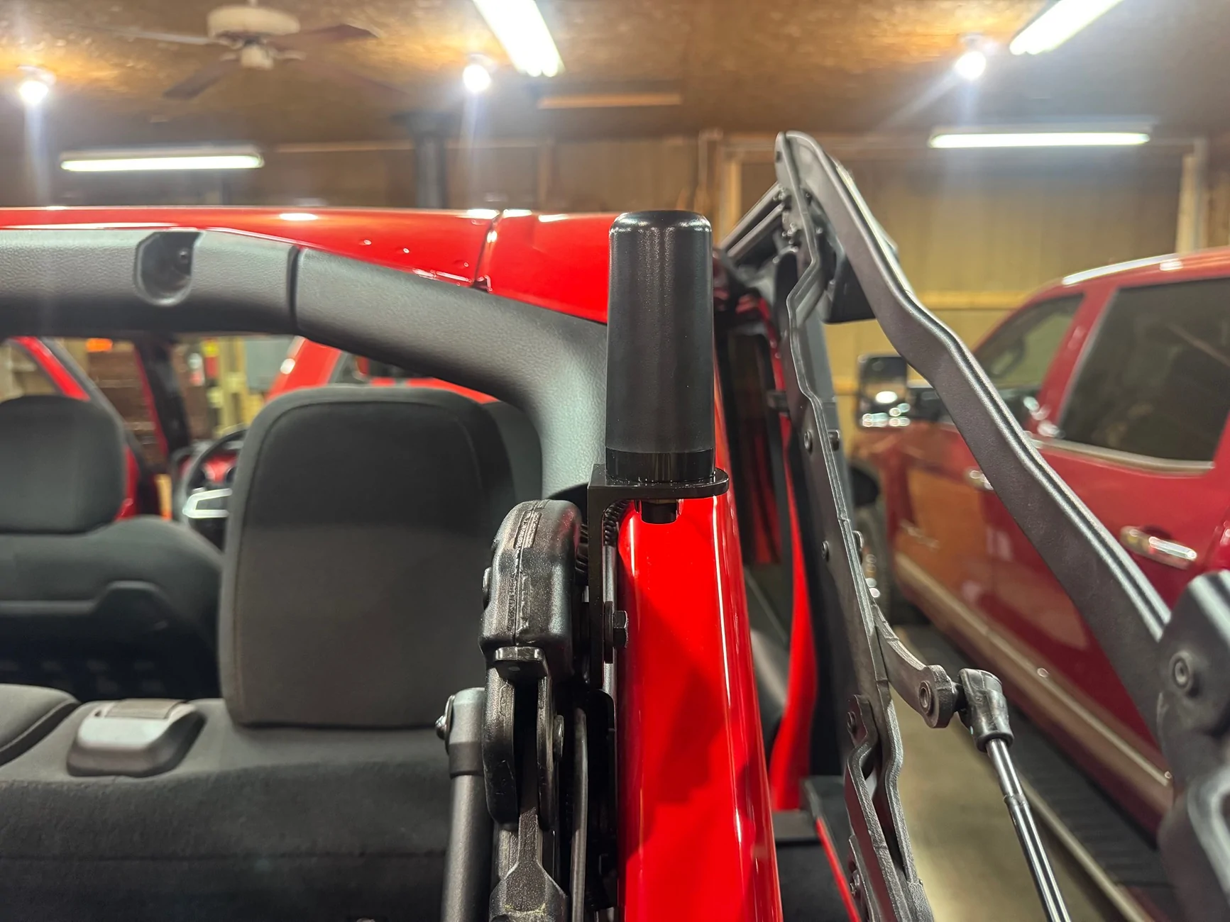Jeep Wrangler JL GMRS antenna mount on third brake light IMG_4776