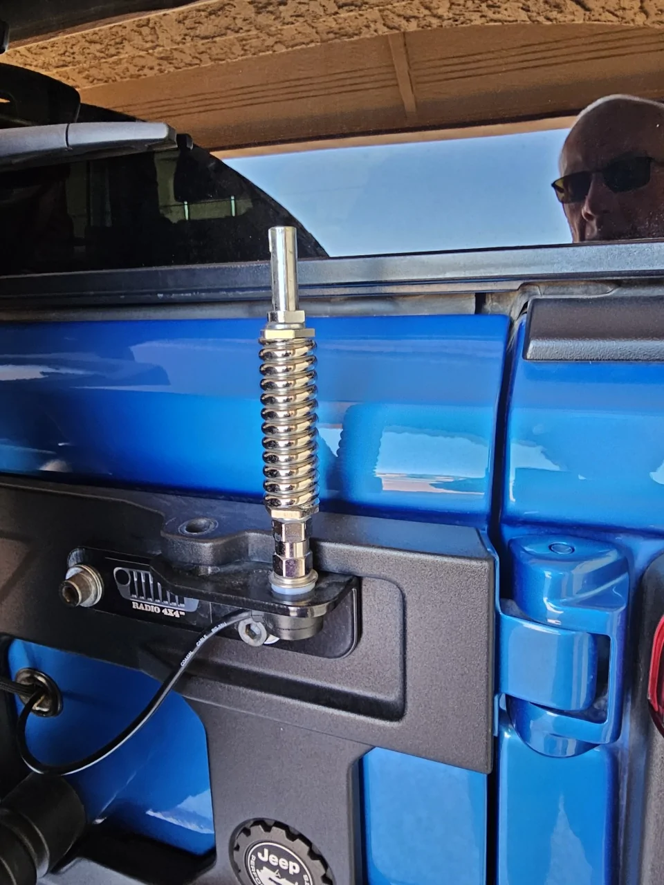 Jeep Wrangler JL Midland MXT275 GMRS Radio - clean install DIY on 2025 4 door Rubicon 20250618_093425