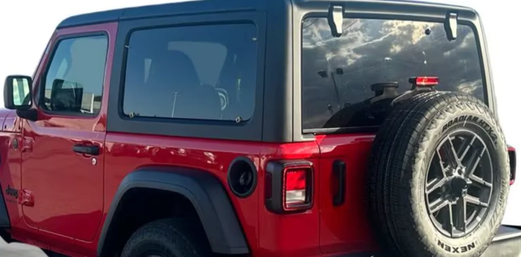 Jeep Wrangler JL Fuel Door upgrade 1766954069603-go