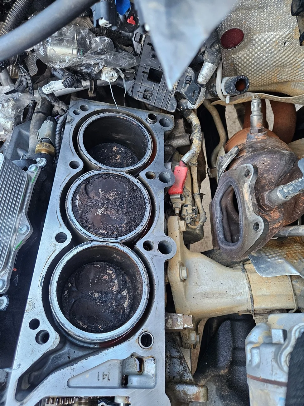Jeep Wrangler JL spark plug fouling 1000168645