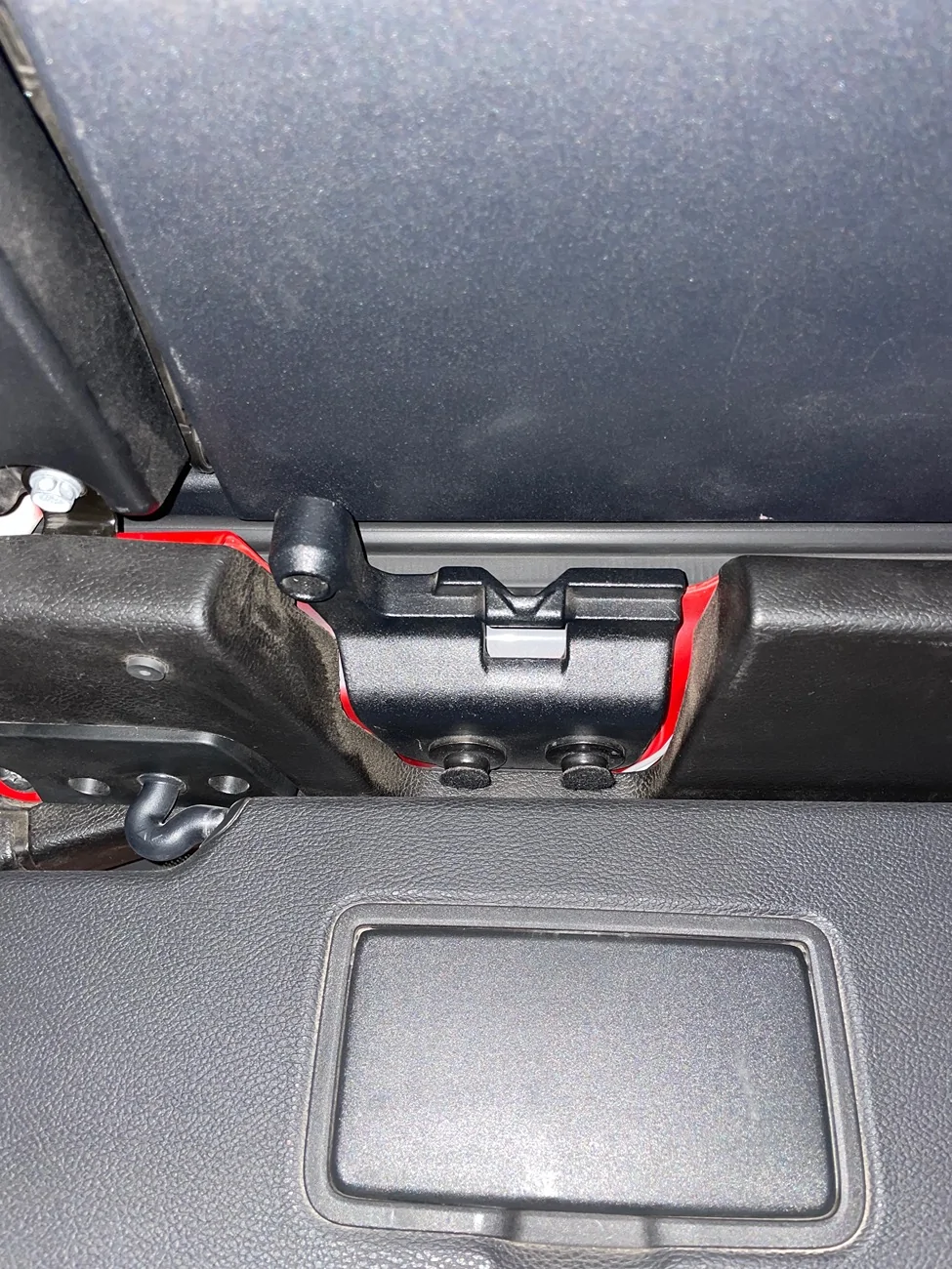 Jeep Wrangler JL Sky One Touch Roof Conversion? IMG_9623