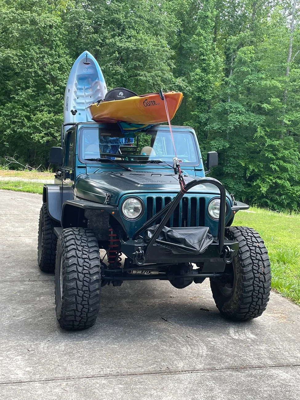 Jeep Wrangler JL TJ vs JL conversation. IMG_1525