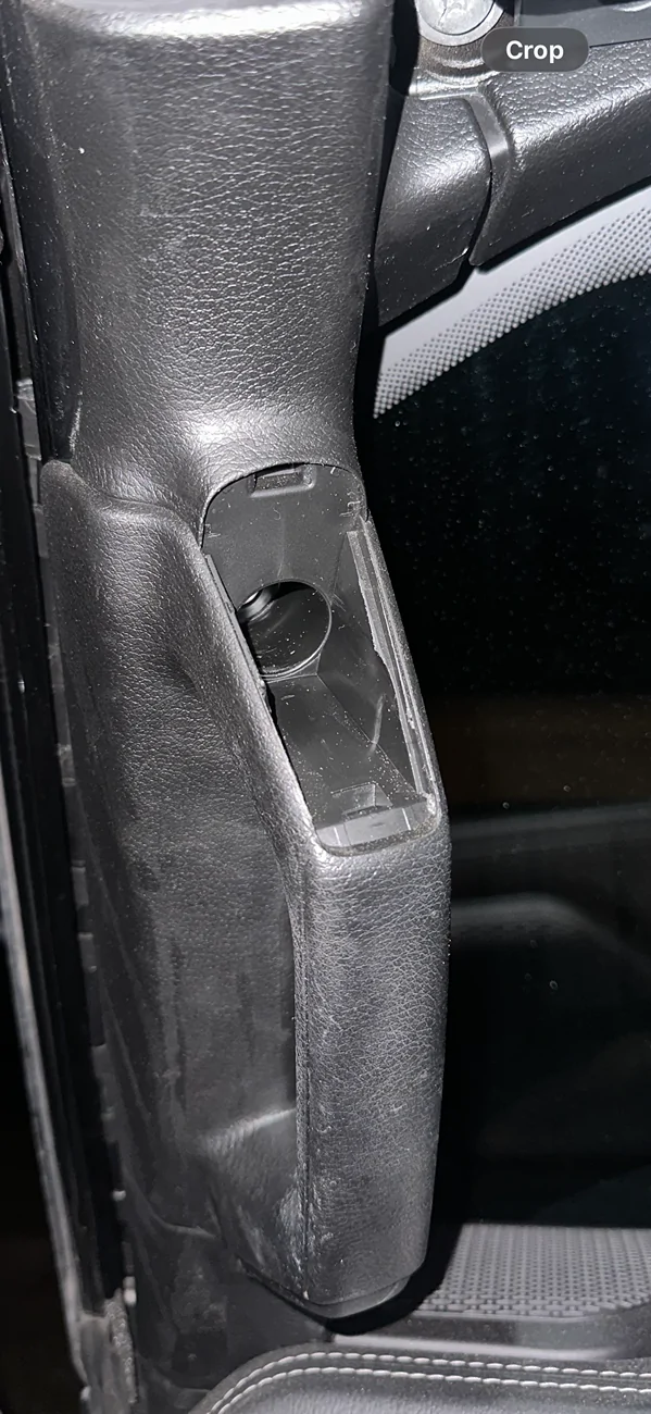 Jeep Wrangler JL A Pillar Trim Needed After Removing CMM Mirrors IMG_9620