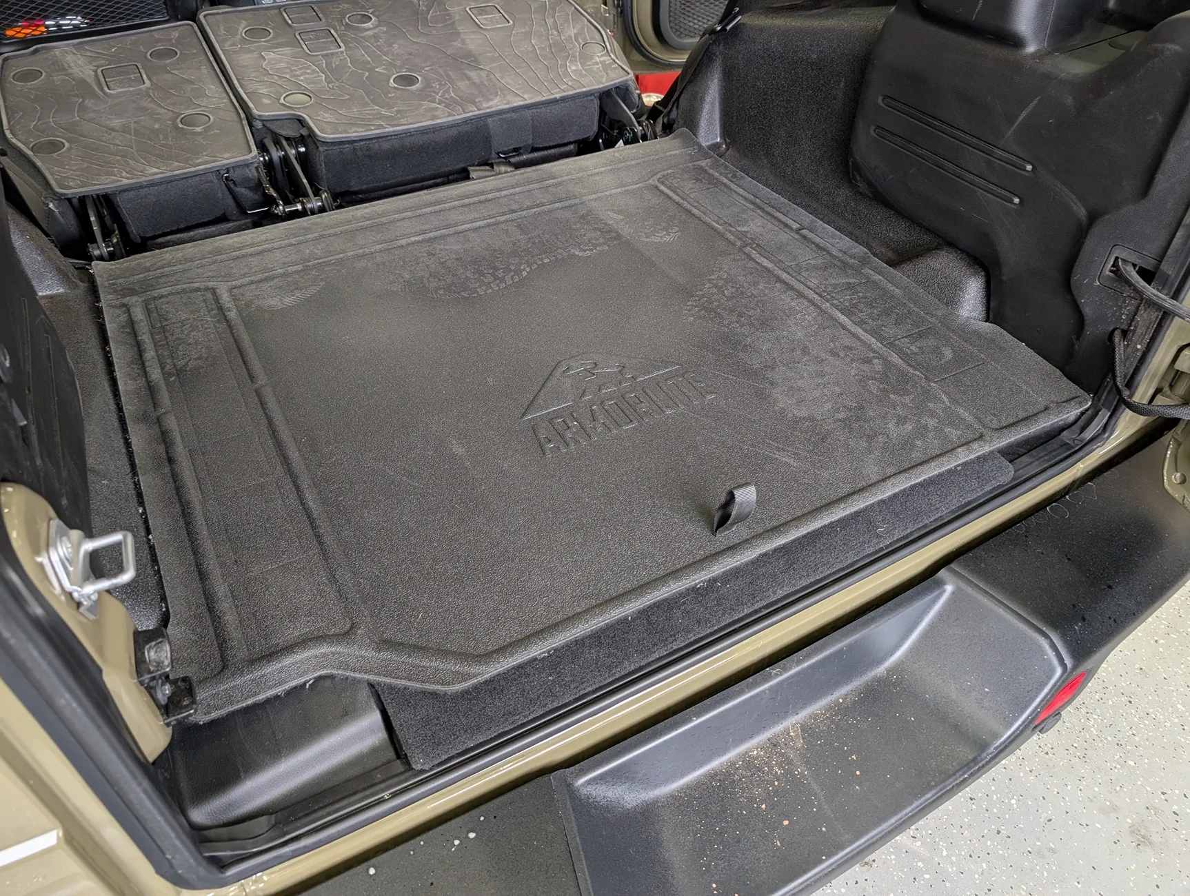 Jeep Wrangler JL Question about Armorlite rear cargo liner. PXL_20260104_225903200