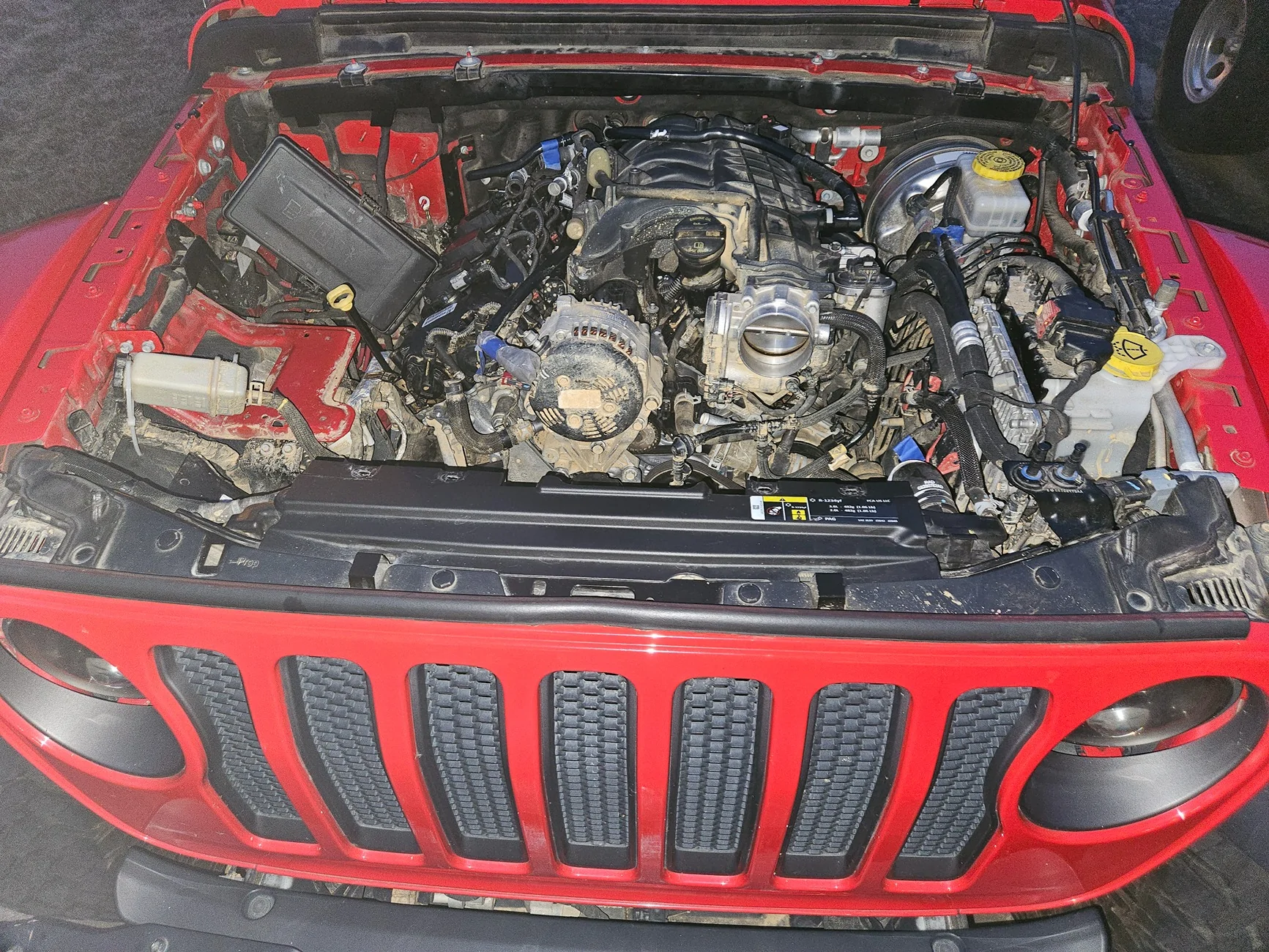 Jeep Wrangler JL head gasket swap after P0301 code 1000170740