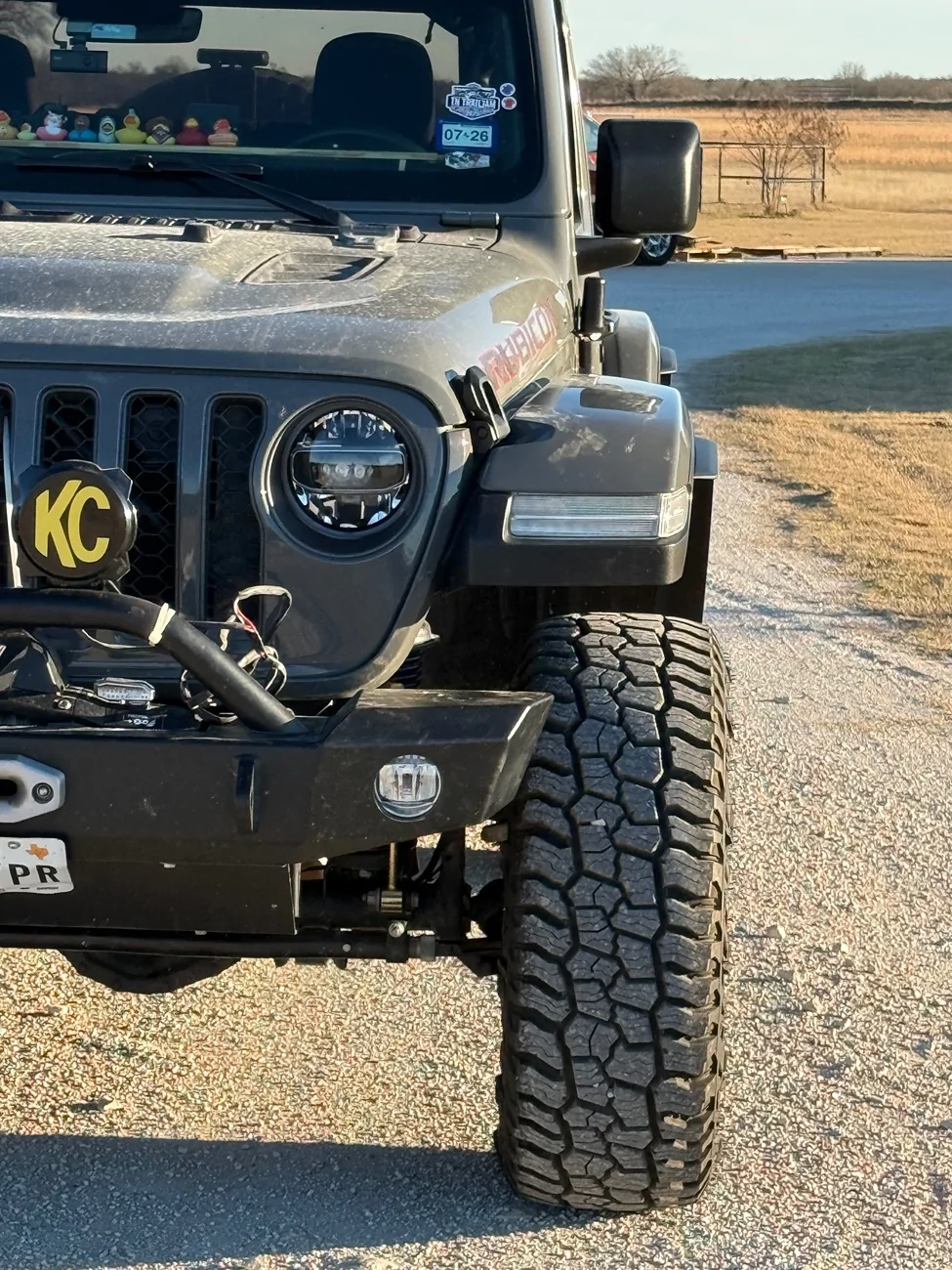 Jeep Wrangler JL Install XR fender flares IMG_1452