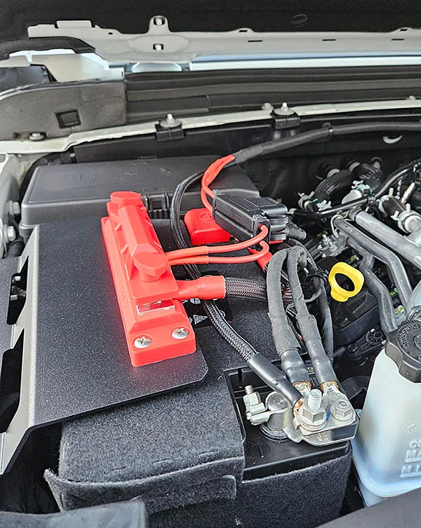 Jeep Wrangler JL Adding a Fuse Block UHM-0014-9