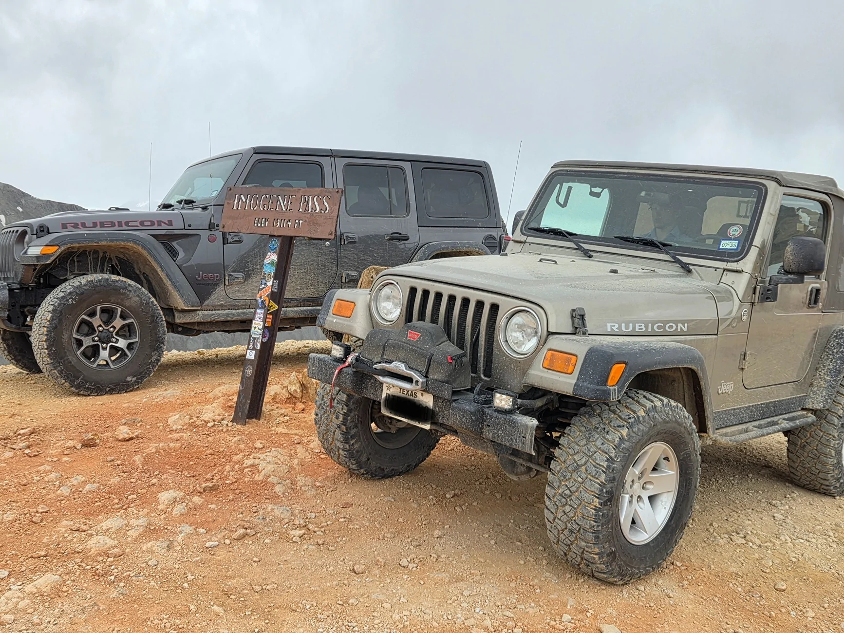 Jeep Wrangler JL TJ vs JL conversation. 1000002259