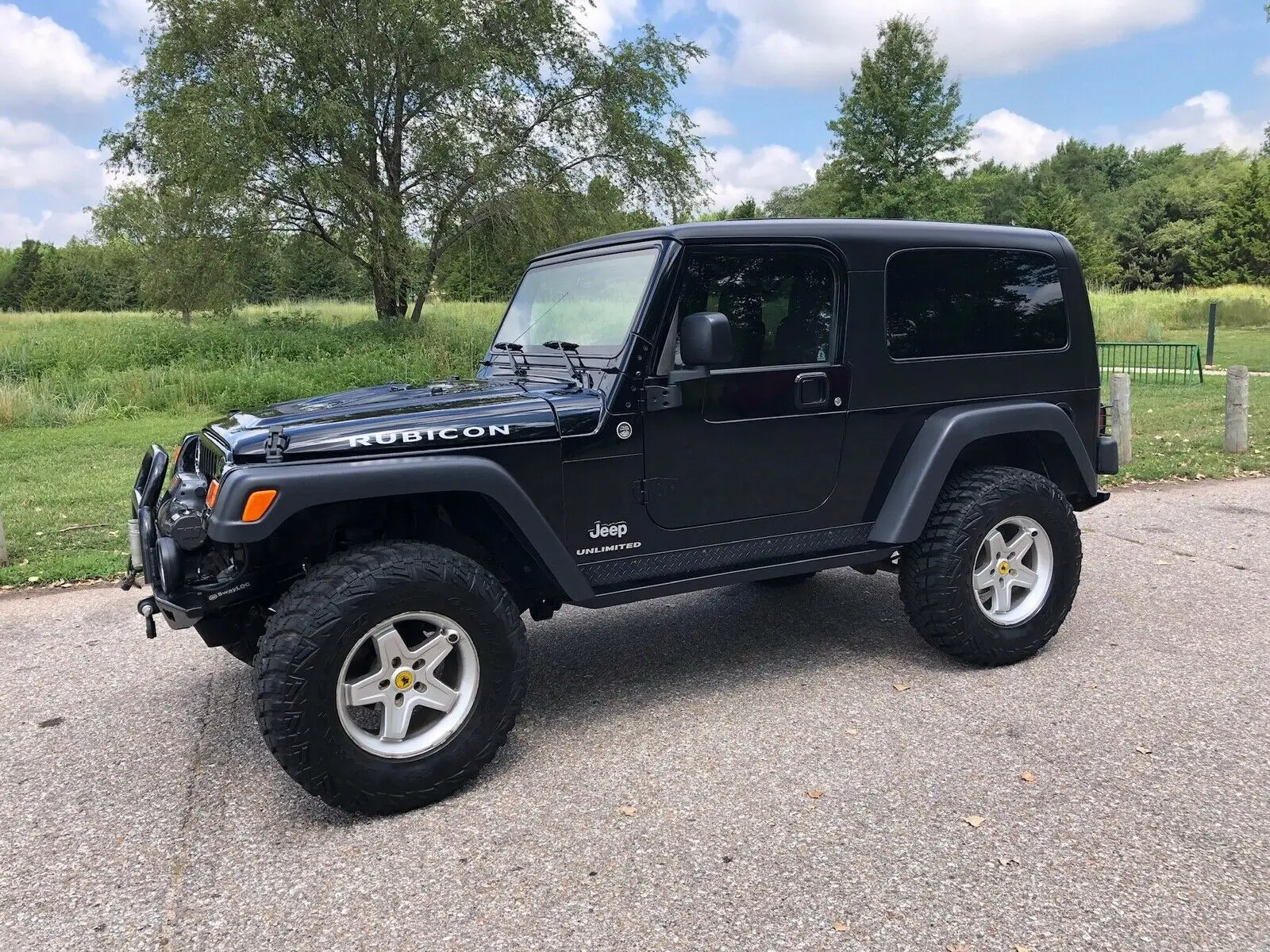 Jeep Wrangler JL What is this and why does it look "weird" 1768448005387-m2