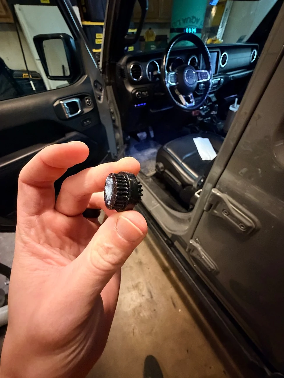 Jeep Wrangler JL Anyone know what this part is? IMG_0717
