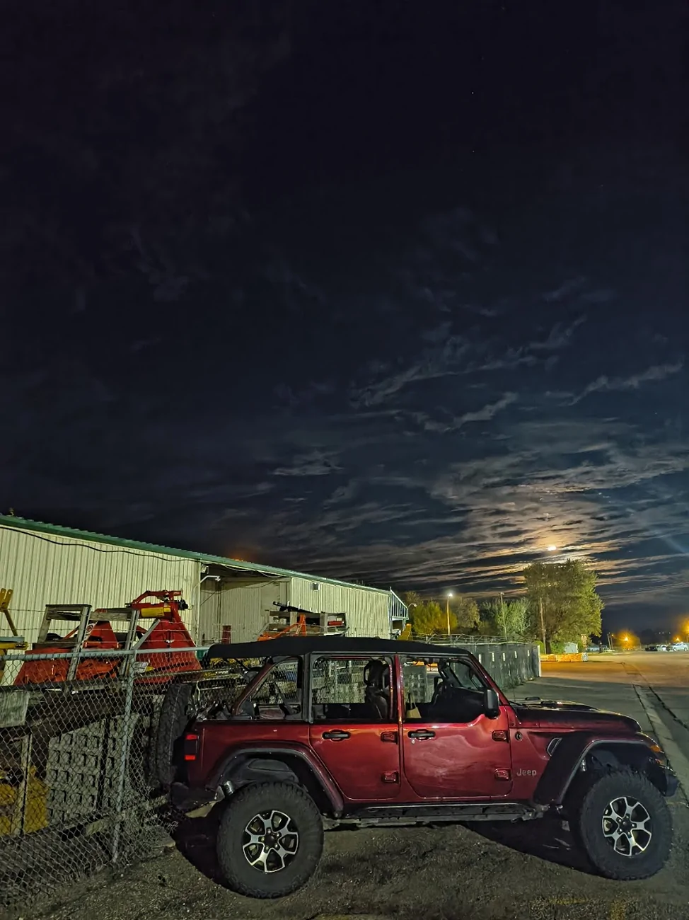 Jeep Wrangler JL Golden Sunshine and Shined Jeep Pics - Share Yours 1768963140438-r4