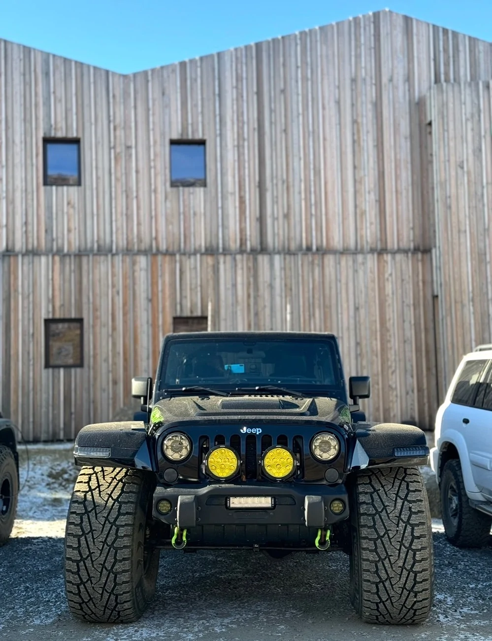 Jeep Wrangler JL Iceland in Winter With Hella JLU IMG_2314