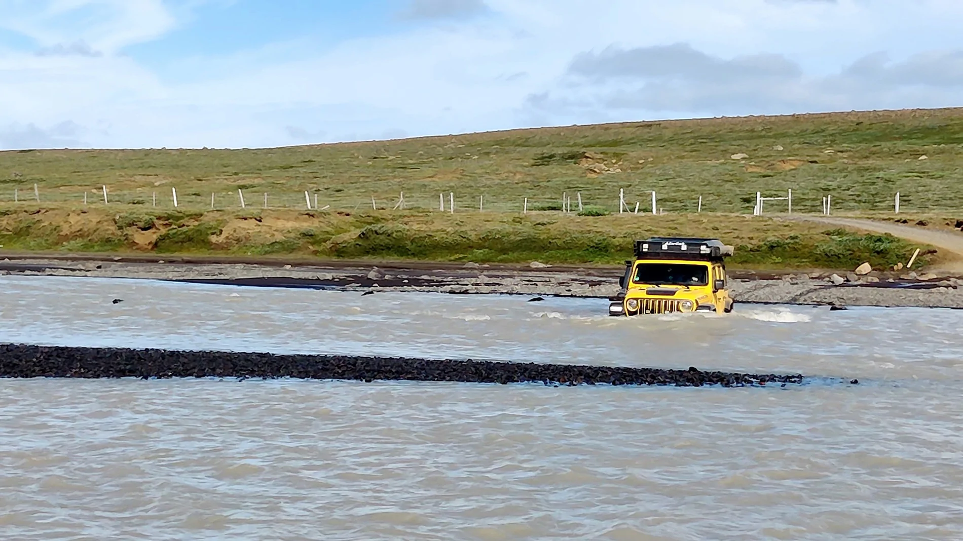 Jeep Wrangler JL Iceland in Winter With Hella JLU 09