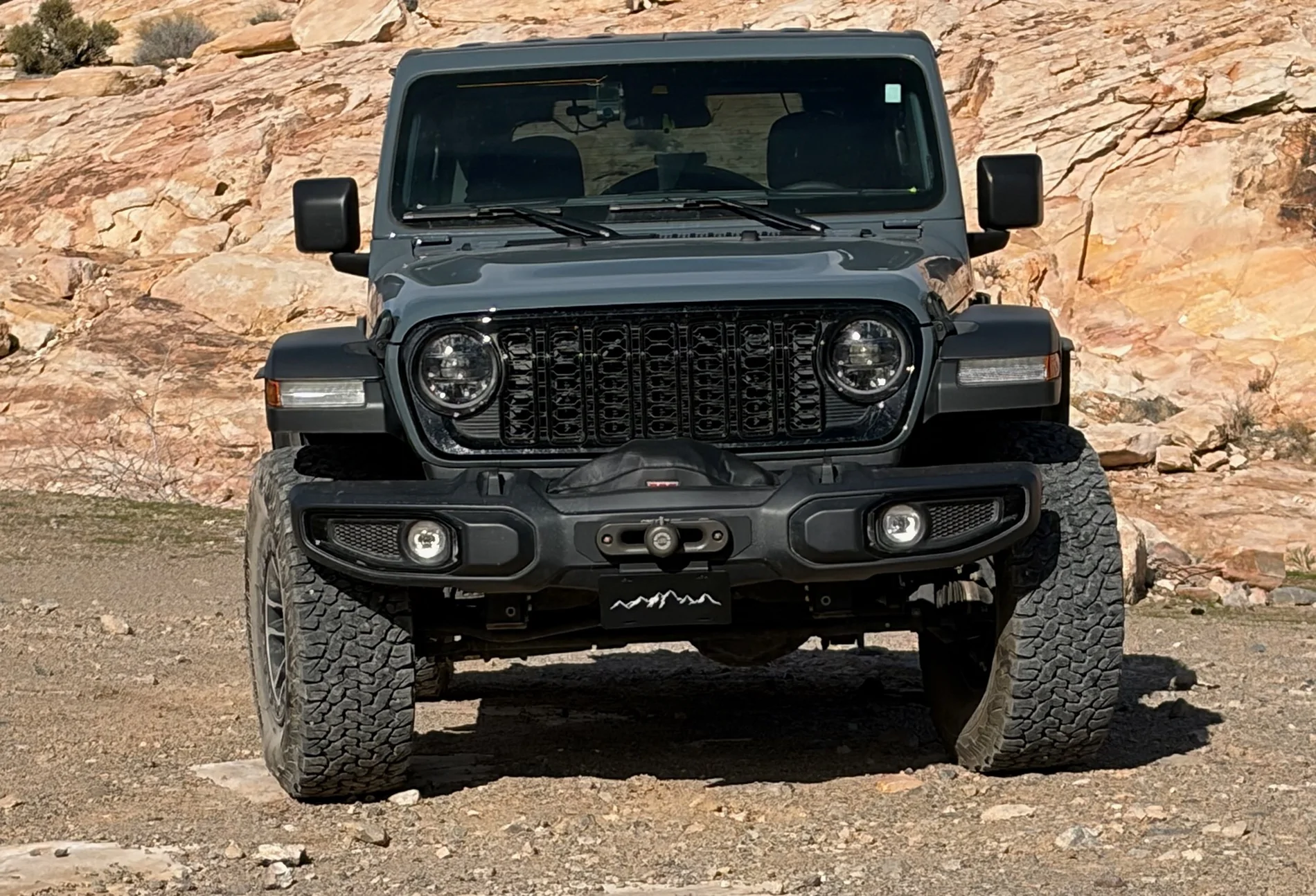 Jeep Wrangler JL Let me see your front bumper. IMG_0200