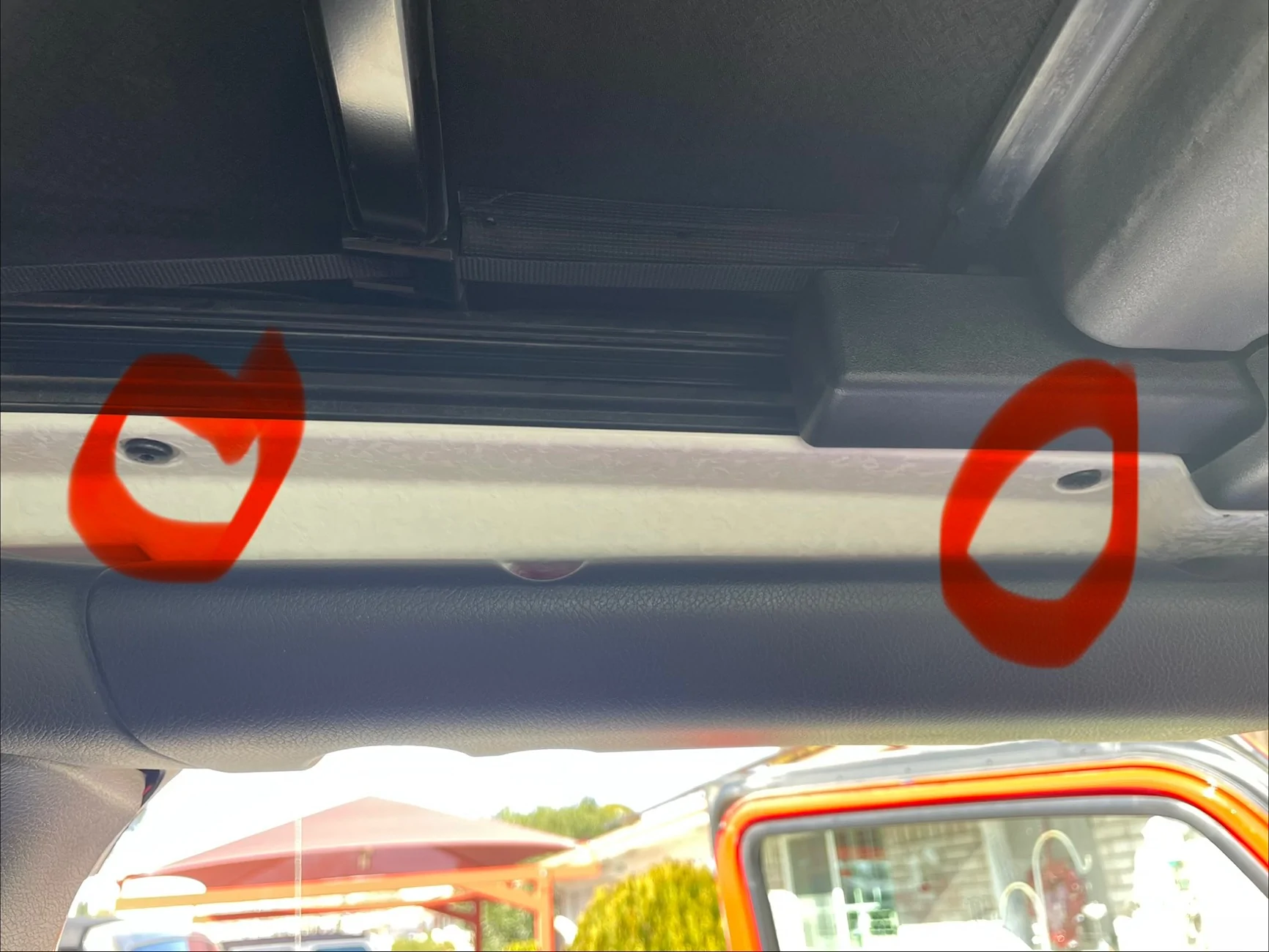 Jeep Wrangler JL Sky one Touch paint and seal replacement IMG_9686
