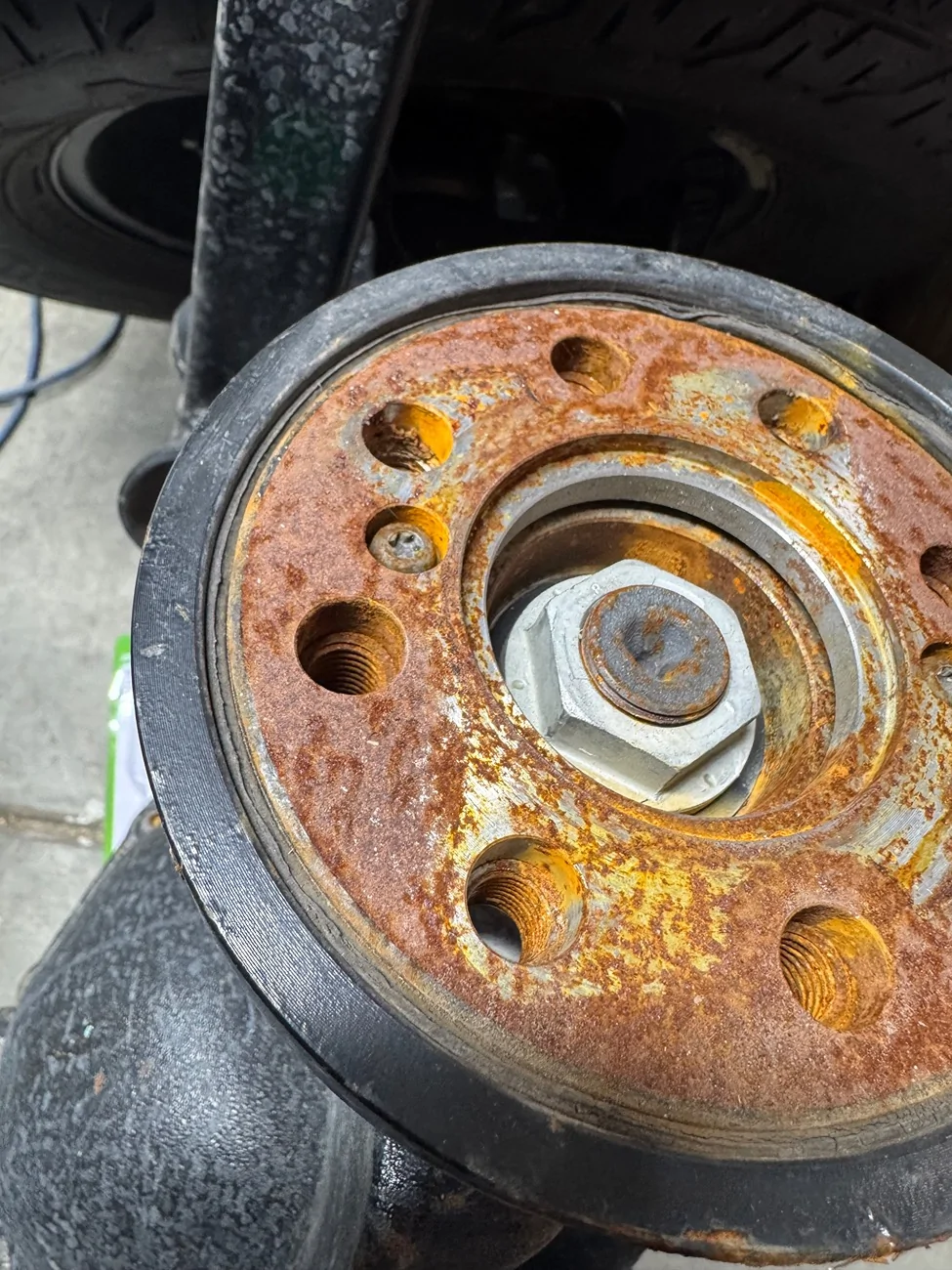 Jeep Wrangler JL Is this flange damaged? IMG_8274
