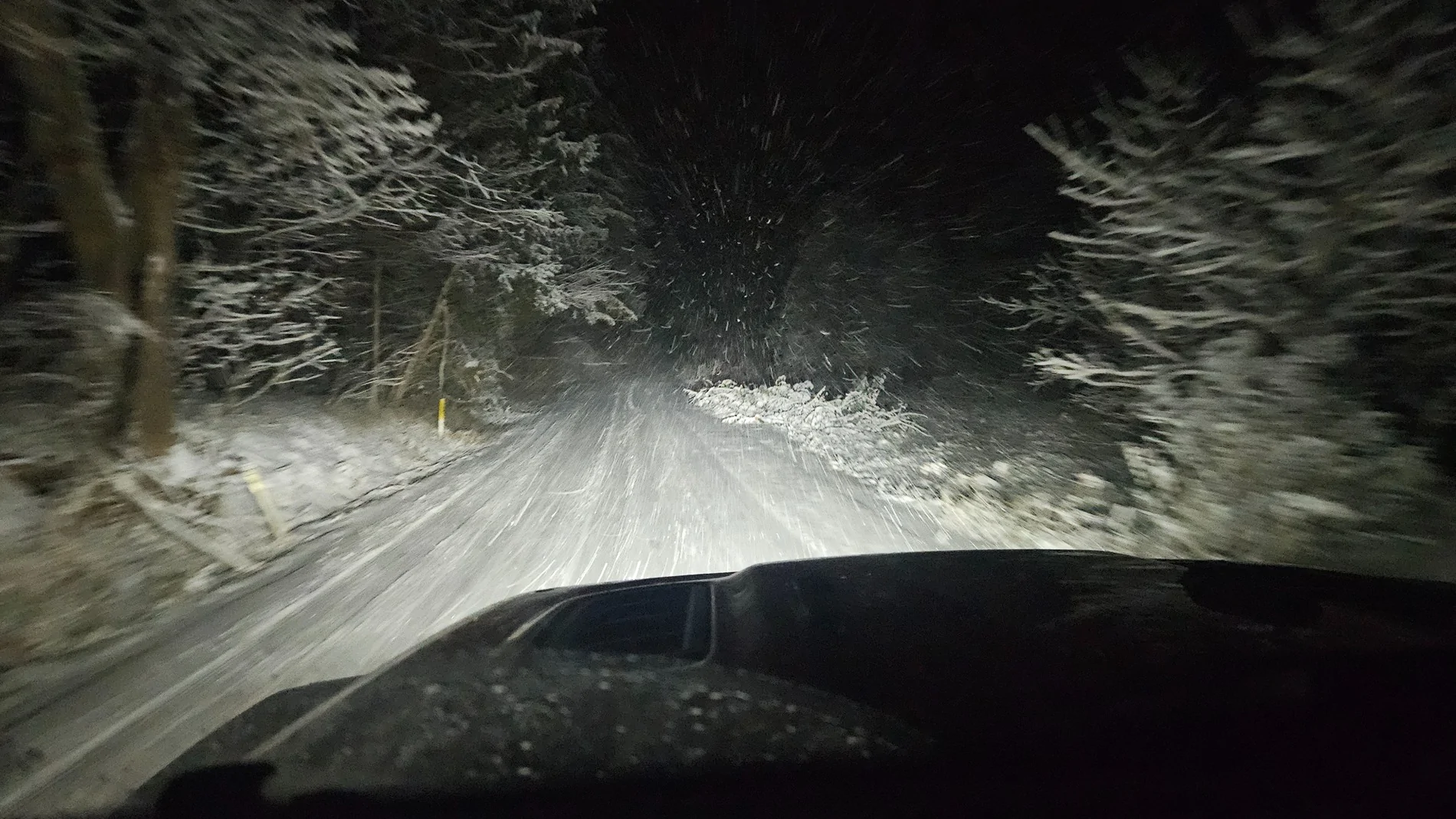 Jeep Wrangler JL Super Storm! Who's going snow wheeling? 20251213_194048