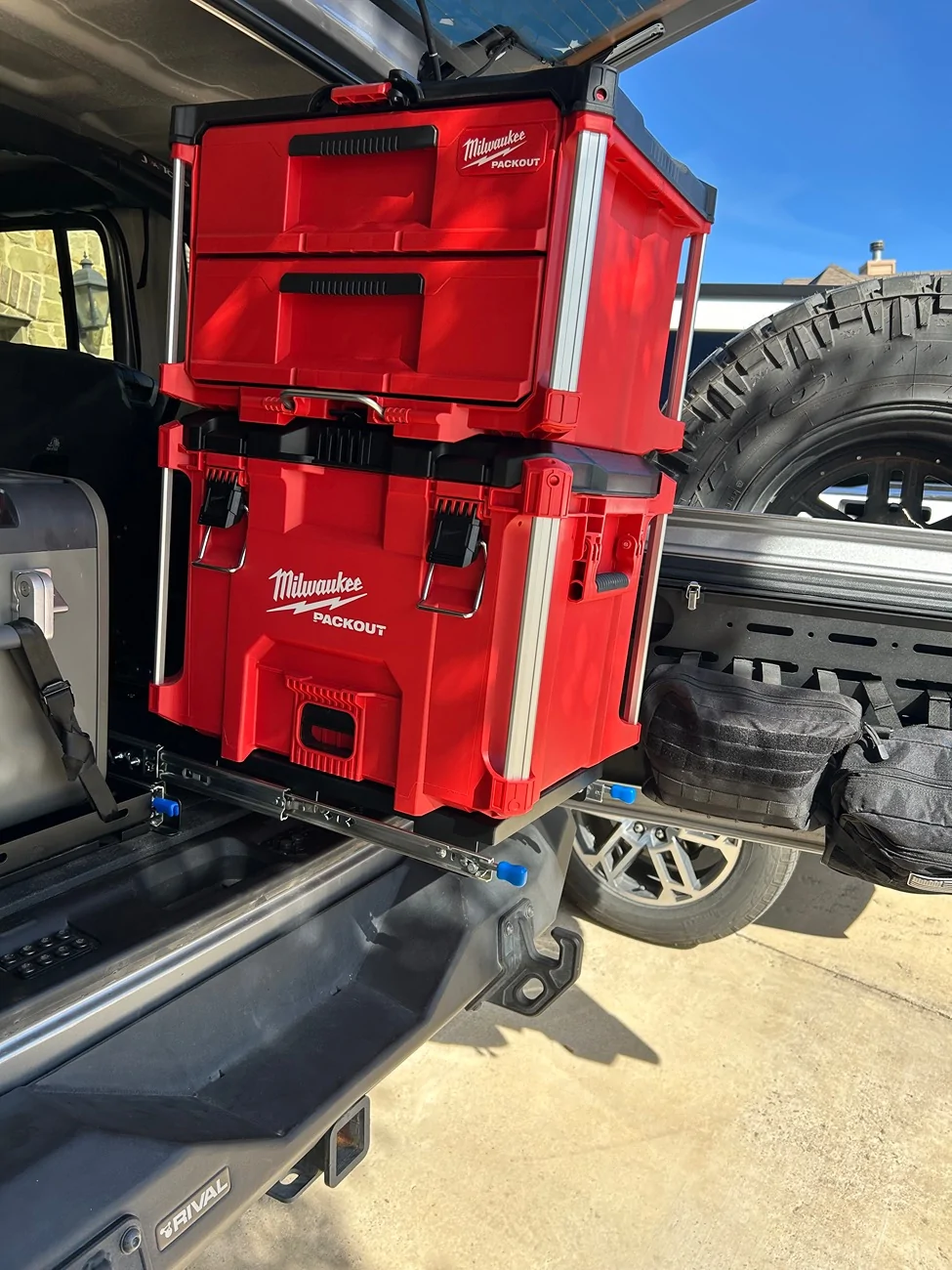 Jeep Wrangler JL Storage Bins recommendations? IMG_6569
