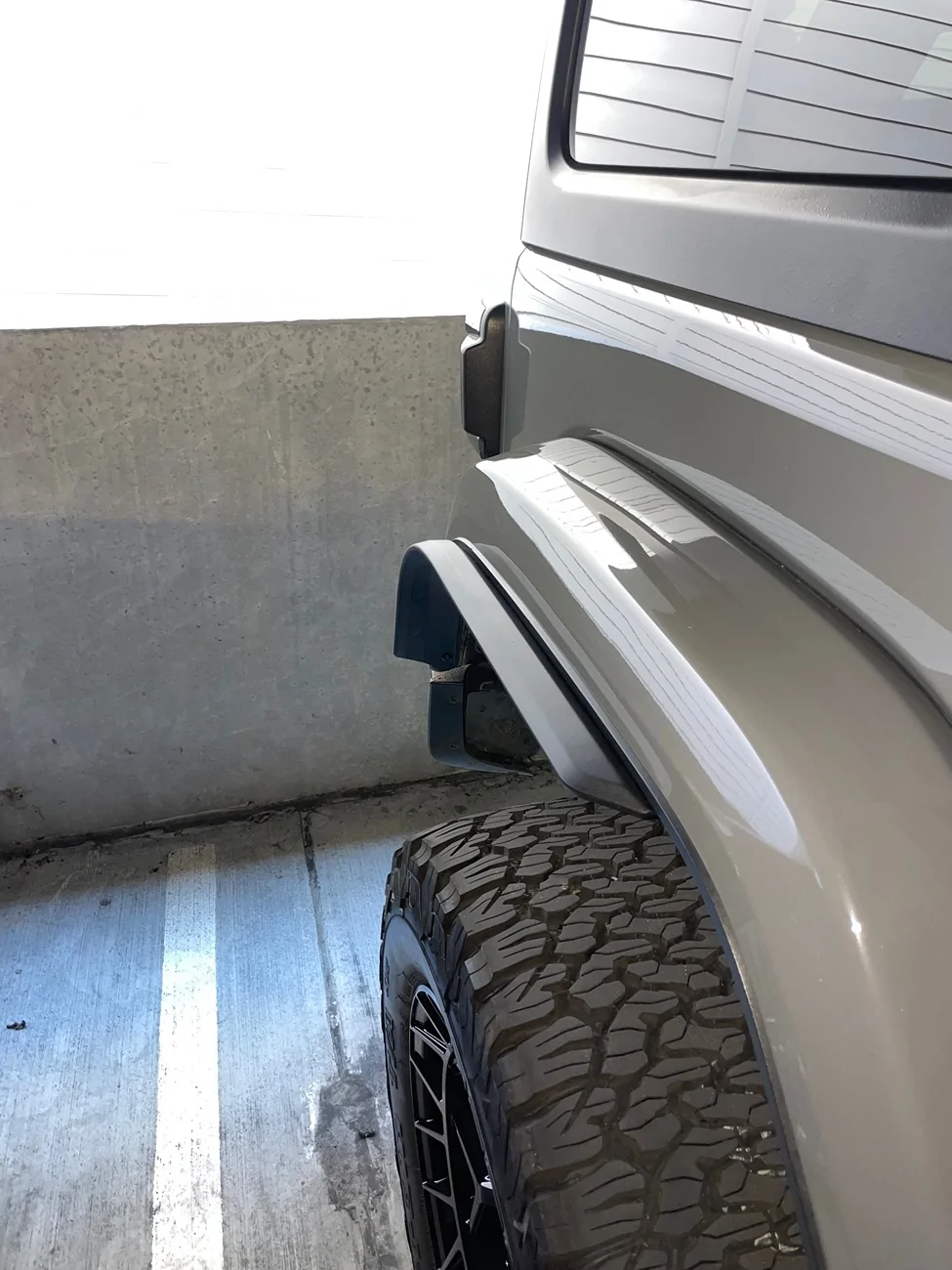 Jeep Wrangler JL Sahara Fender Flare Extension SOLUTION IMG_9654