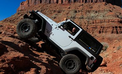 Jeep Wrangler JL Roll over angle IMG_0744_zpsbn9ejsay