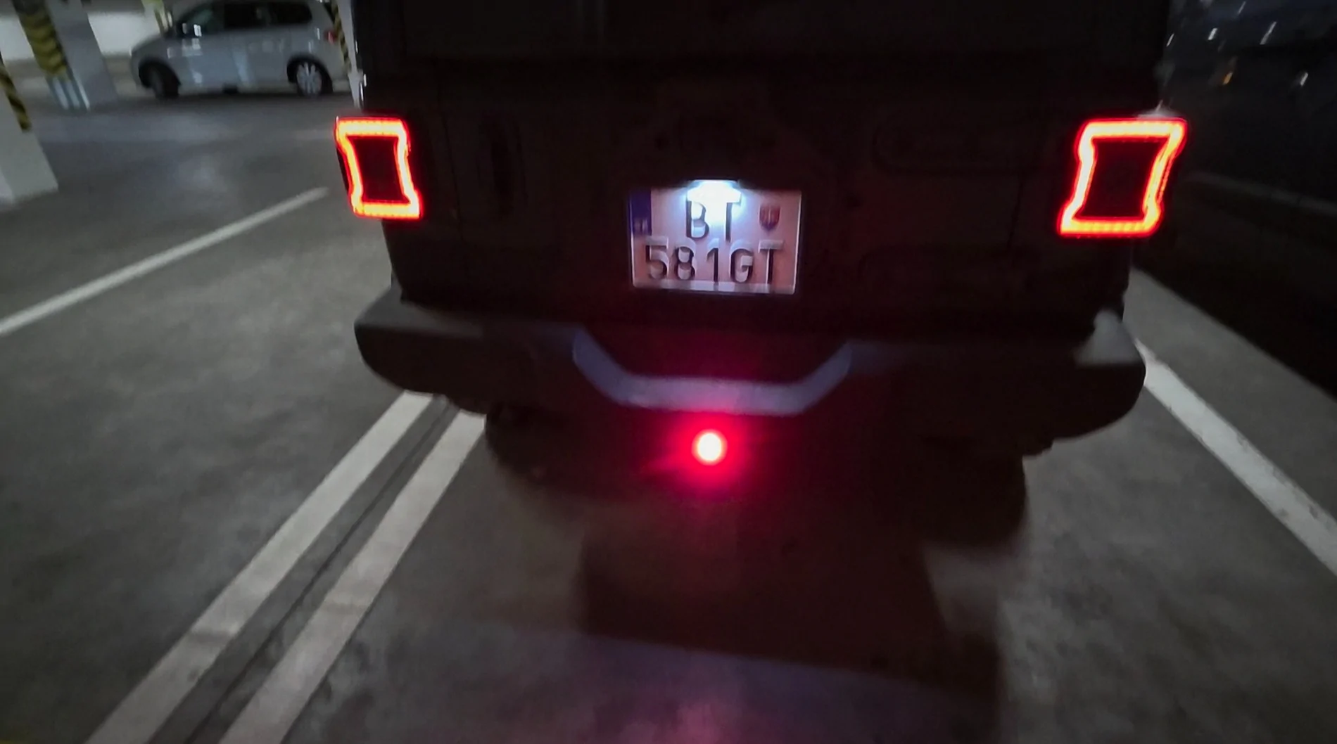 Jeep Wrangler JL Hitch led light fog and reverse. Screenshot_20260131_171539_Gallery