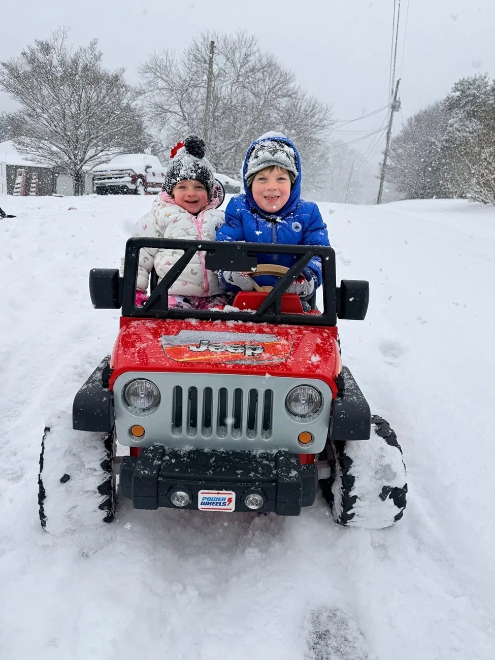 Jeep Wrangler JL Super Storm! Who's going snow wheeling? 339