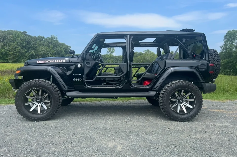 Jeep Wrangler JL Sky One Touch Roof Conversion? IMG_9065