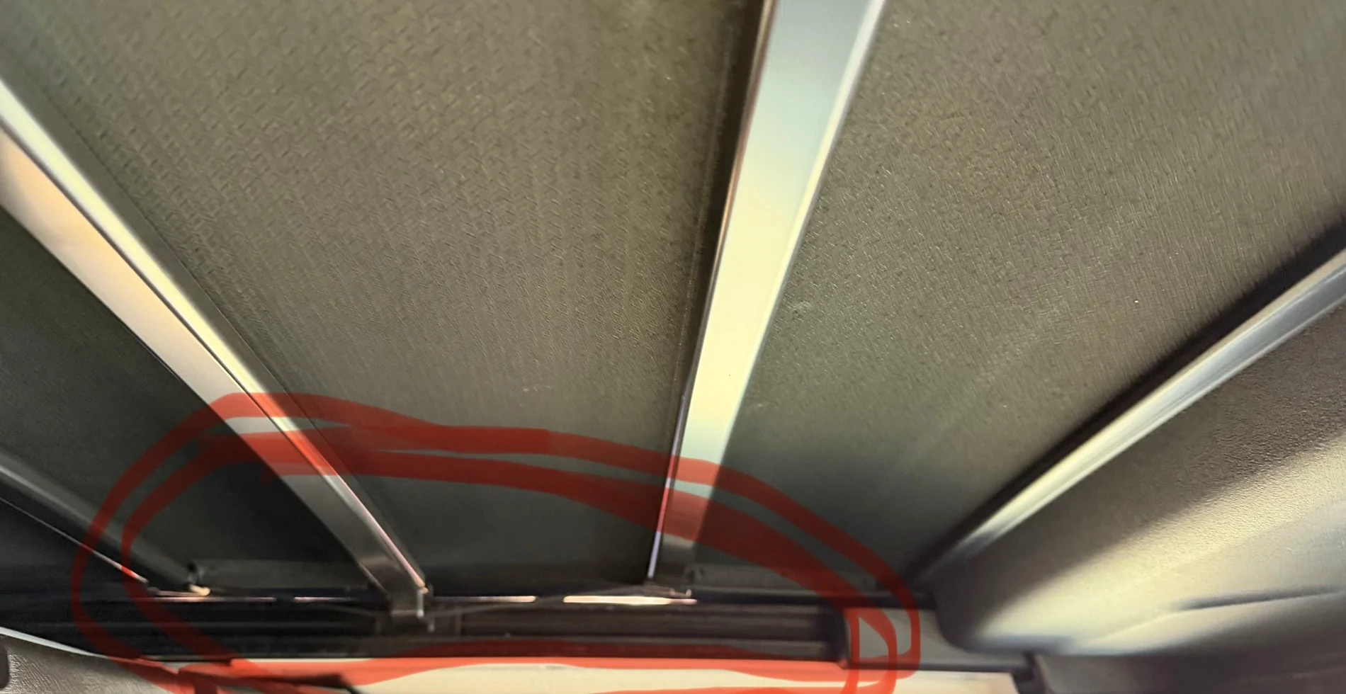 Jeep Wrangler JL 2024 Sky One Touch Gap IMG_0889