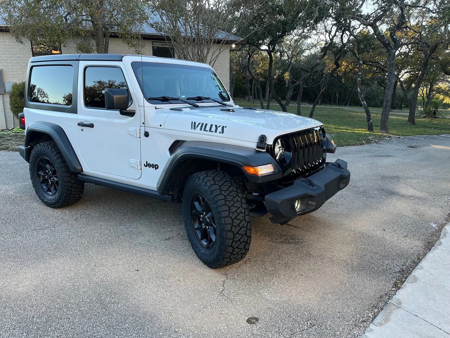 Jeep Wrangler JL Help me select tires IMG_2281