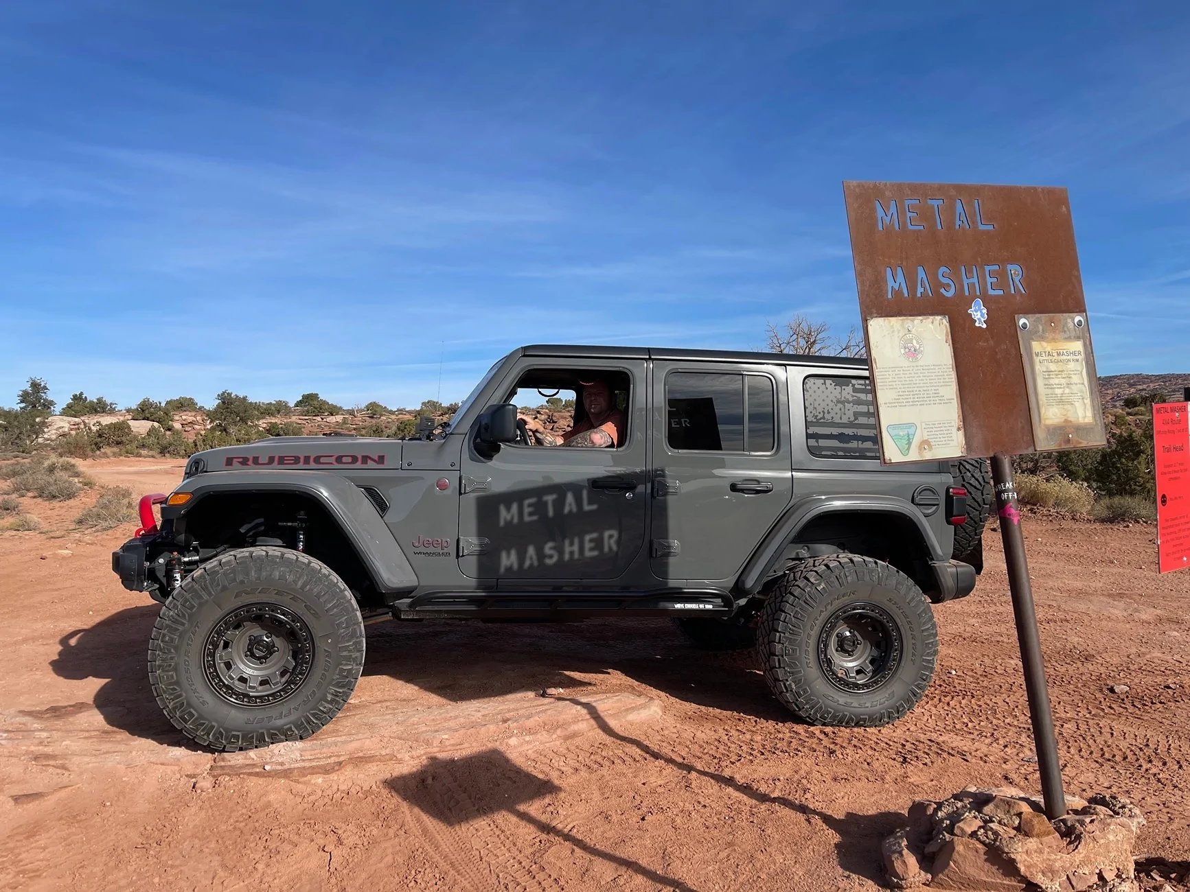Jeep Wrangler JL 2019 JLUR Build to Tons Unknown-1
